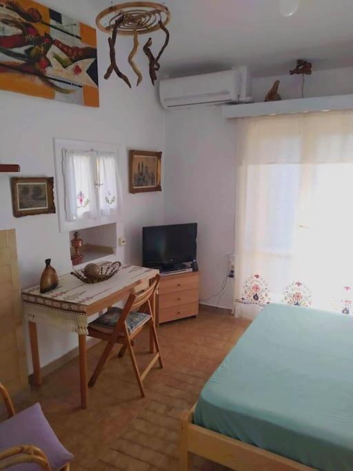 Beautiful Cottage Over-Viewing Samos Bay. Luaran gambar